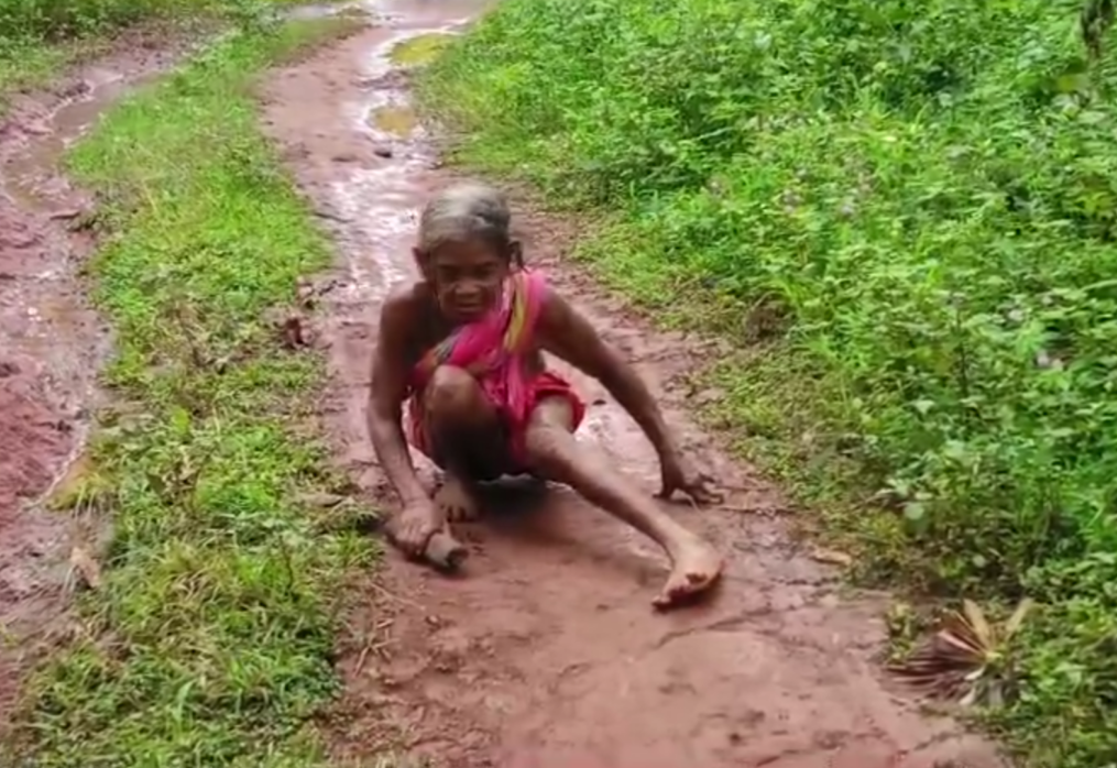 Distressing! 80-year-old woman crawls nearly 2 km to collect pension in eastern India