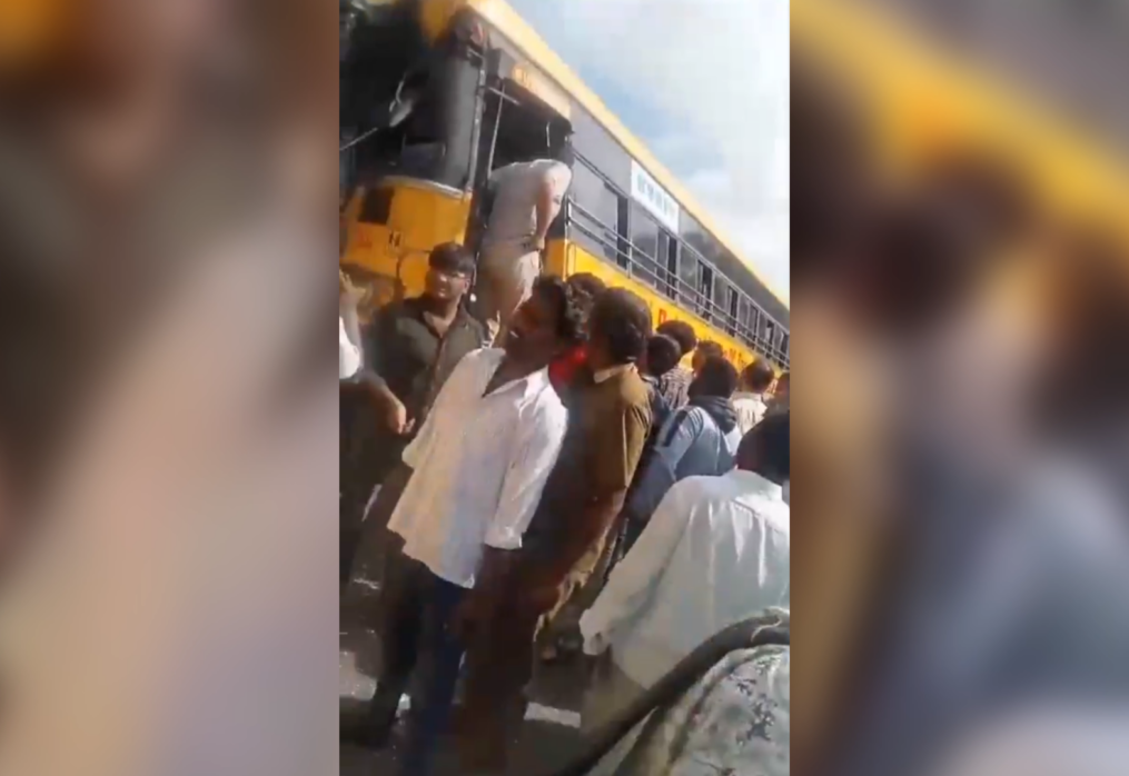 Tragic! Two college buses collide in southern India, resulting in fatal injuries