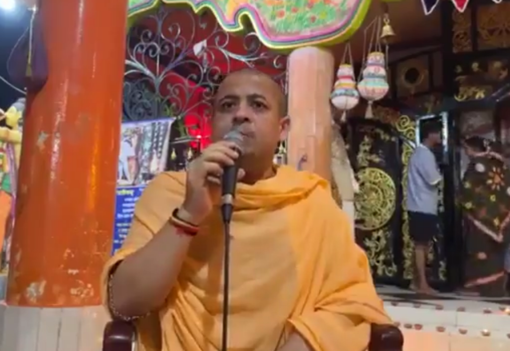 Minority under threat! Monk’s arrest sparks outrage, protesting Hindus attacked in Bangladesh